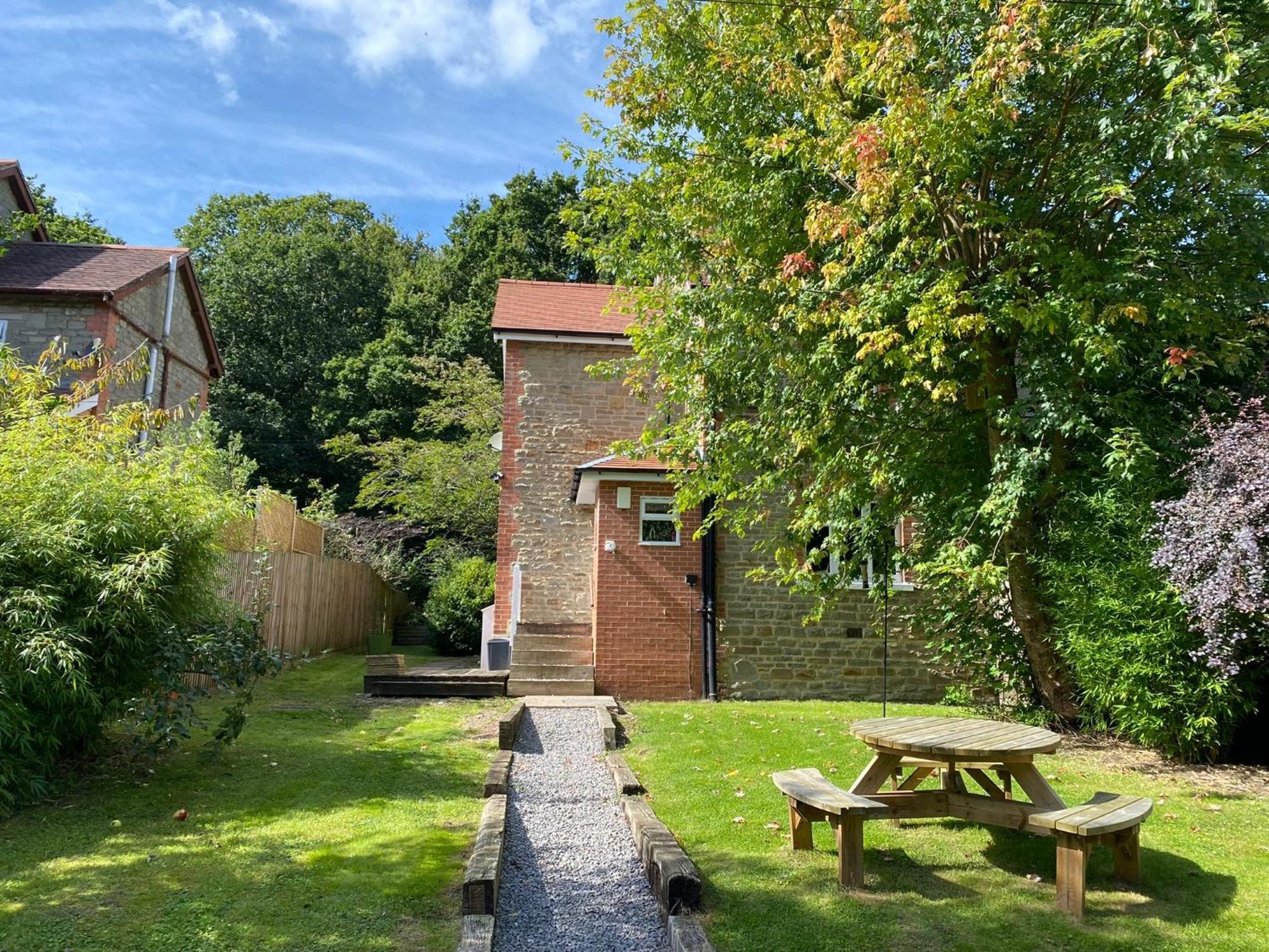 Willow Cottage Longney Bagian luar foto